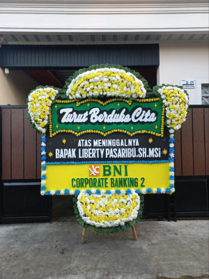 Papan Bunga Duka di Campurejo