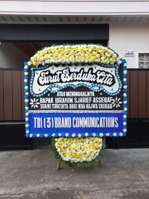 Papan Bunga Duka di Campurejo